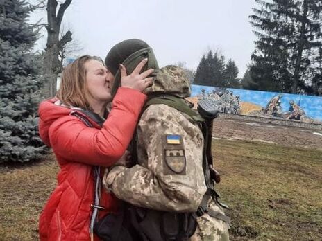 Кабмин Украины разрешил в военное время регистрировать браки при отсутствии одного или обоих брачующихся