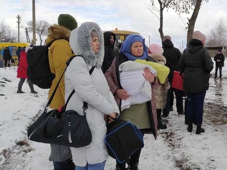 Из Сум эвакуировали около 5 тыс. человек, в том числе иностранных студентов