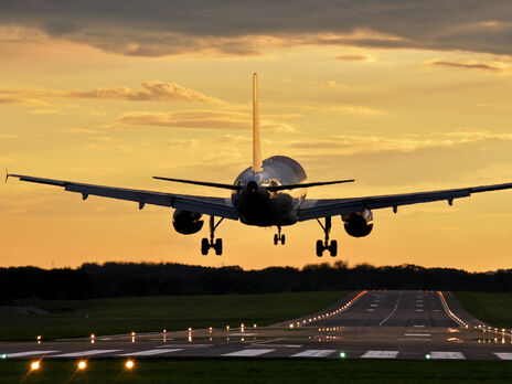 Британия запретила экспорт авиа- и космических технологий в РФ и начала задерживать российские самолеты