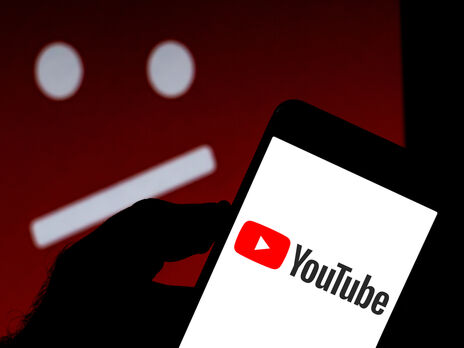 YouTube повністю зупинив монетизацію в Росії