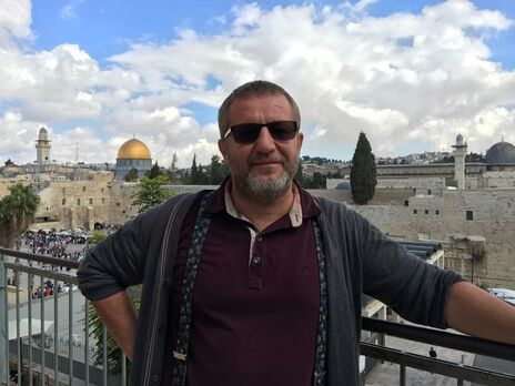 Що ще треба зробити Путіну, щоб світ зрозумів, що з ним не можна домовитися? Публічно посцяти на глобус? Відрізати голову дитині у прямому ефірі?