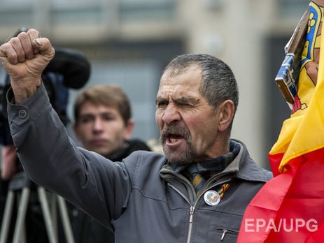 В Кишиневе снова протестовали против результатов президентских выборов. Фоторепортаж