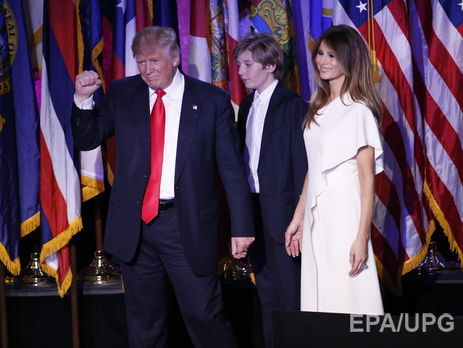 Жена Трампа с сыном не будут переезжать в Белый дом после инаугурации – СМИ