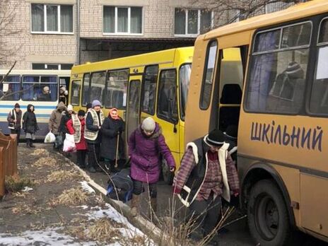 В Харьковской области началась эвакуация из уничтоженного психоневрологического интерната