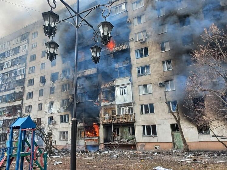 Оккупанты обстреливали Северодонецк, Рубежное и Лисичанск, загорелись десятки домов. Есть погибшие