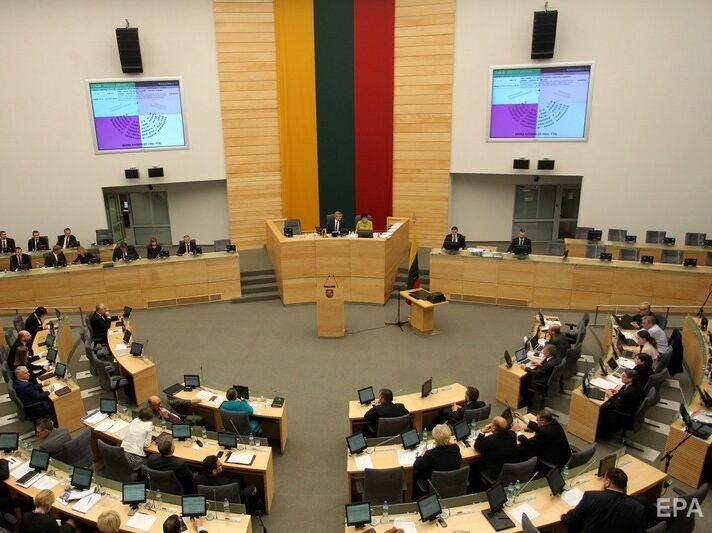 Сейм Литвы единогласно принял резолюцию с призывом к ООН обеспечить бесполетную зону над Украиной