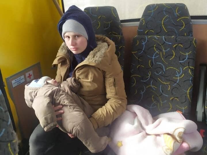 "Російські звірі знову напали на дітей". У Сєвєродонецьку окупанти обстріляли притулок для матерів із дітьми