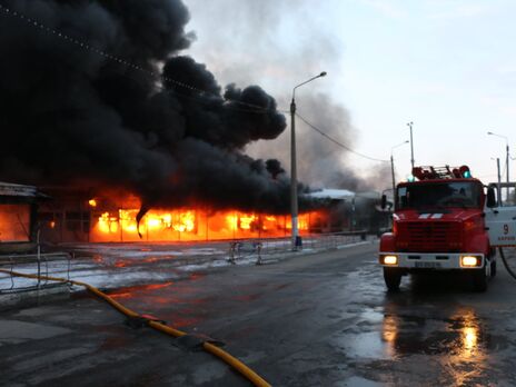 В Харькове горит крупнейший рынок 
