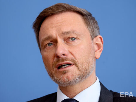 В уряді Німеччини вважають можливим ембарго на російські нафту і газ