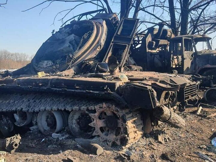 Украинские военные уничтожили колонну российской техники в Сумской области
