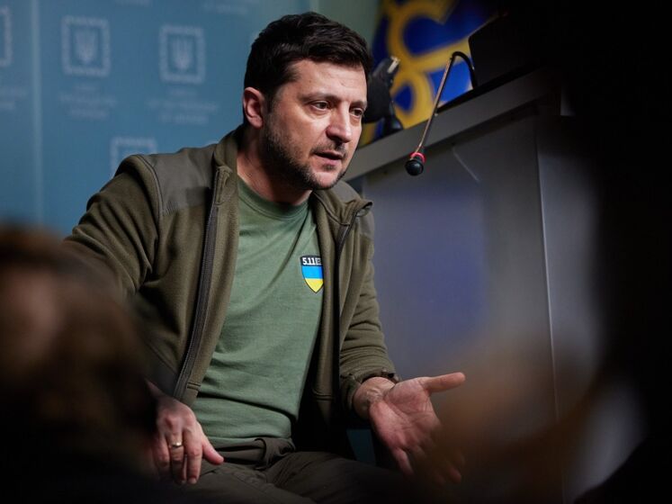 Зеленский: Благодаря гуманитарным коридорам спасли более 180 тыс. украинцев