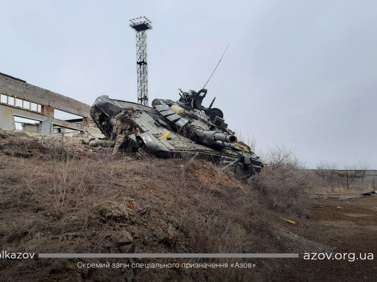 Полк "Азов" и командование "Север" сообщили об уничтожении российской техники в Мариуполе и под Черниговом