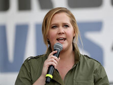 Эми Шумер попросила организаторов включить выступление Зеленского на церемонии "Оскар 2022"