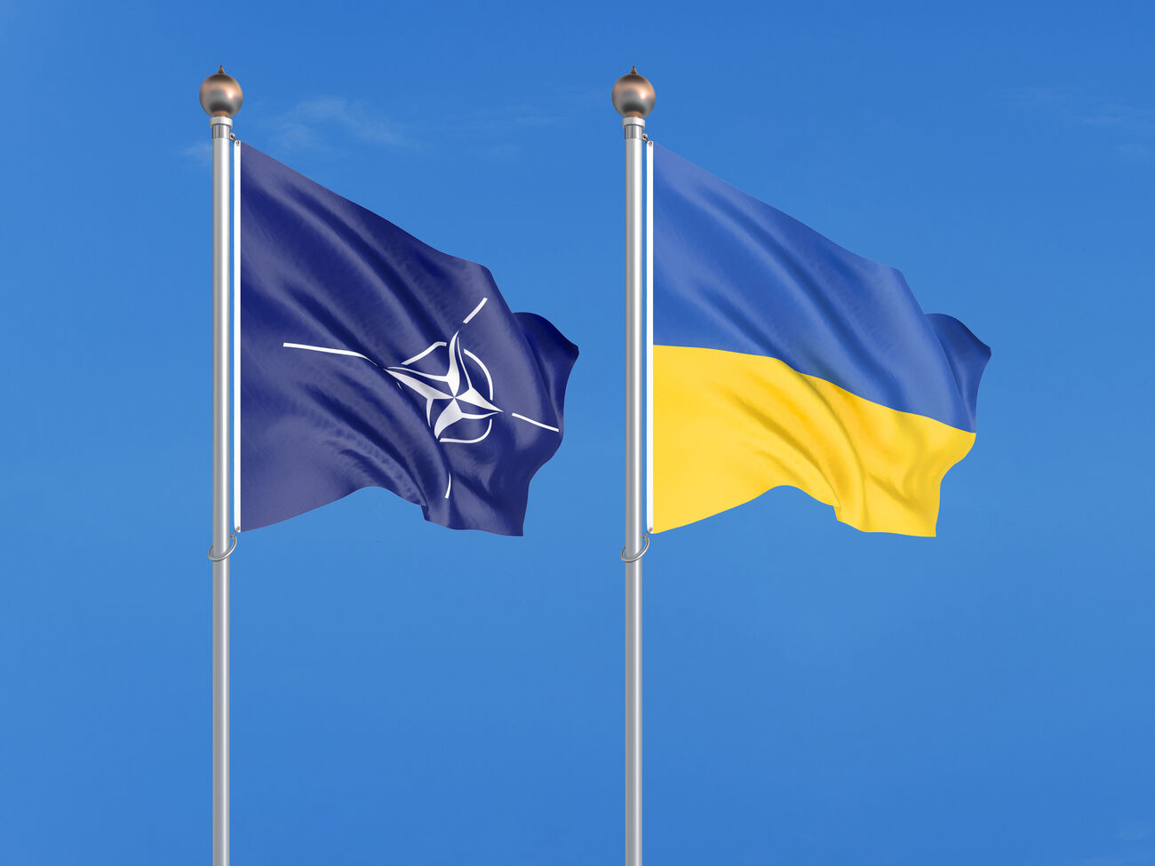 Создание союза с Польшей и Великобританией поддерживает больше украинцев, чем вступление в НАТО – соцопрос
