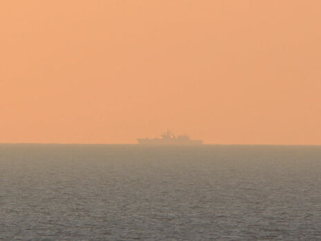 Российские оккупанты с моря обстреляли Одессу. Видео