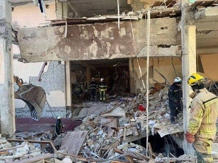 У Харкові окупанти знищили майже 1 тис. будівель