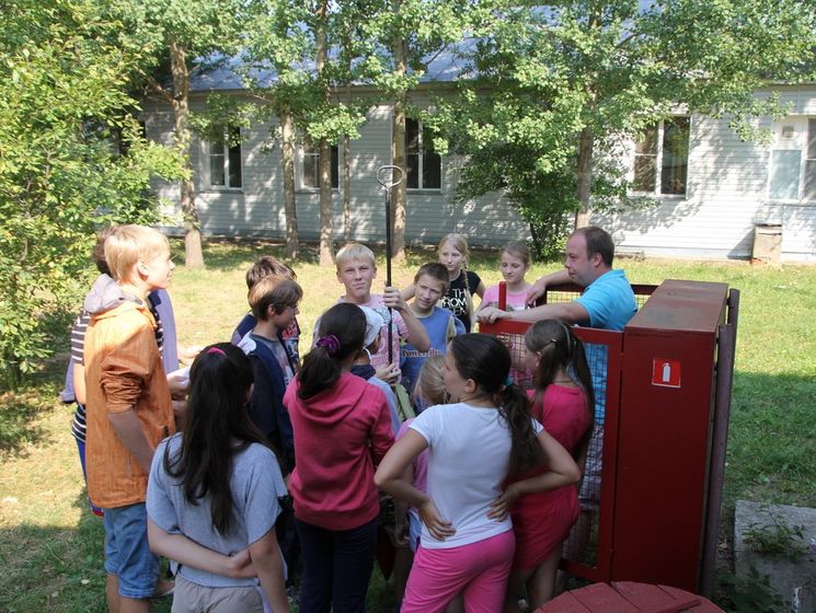 Чтобы построить центр рок-н-ролла для спортшколы предполагаемой дочери Путина, снесут детский лагерь