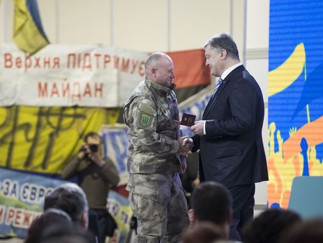 Ярош: Порошенко думает над созданием добровольческой армии