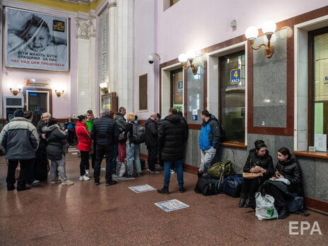 Администрация Байдена планирует упростить въезд в США беженцам из Украины – СМИ