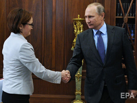 Голова Центробанку РФ Набіулліна хотіла піти у відставку, але Путін не пустив – Bloomberg