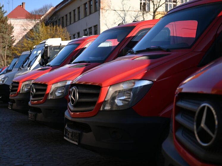 Закарпатская ОВА купила 12 бронированных микроавтобусов для особо важных эвакуационных операций