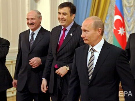 Саакашвили (по центру) Лукашенко (слева): Путину (справа) твоя судьба до лампочки