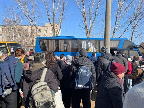 В окупований Мелітополь доправили гуманітарну допомогу, колаборантка Данильченко заблокувала її видавання – мер
