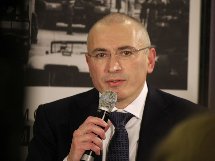 Ходорковский: Сказать, что Путин превратил рубли и российские акции в бумагу, – оскорбление для бумаги