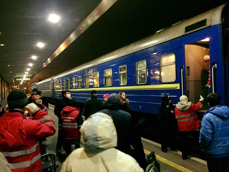 Во время поездки в Каменец-Подольский отравились 18 детей, трое – в тяжелом состоянии