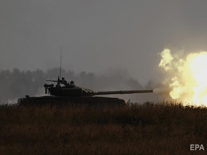Західні чиновники підтвердили, що російський солдат переїхав танком свого командира – ЗМІ