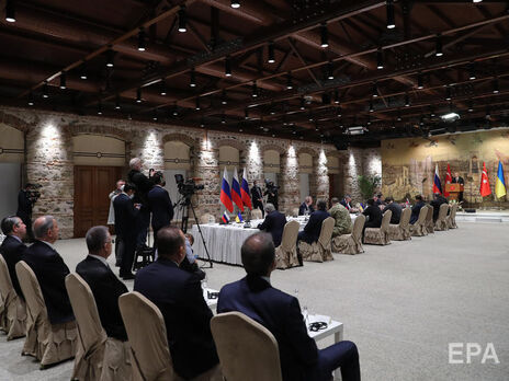 Главы делегаций Украины и РФ в Стамбуле провели встречу тет-а-тет о 