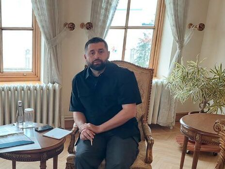 Наработано достаточно материала, чтобы встреча Зеленского и Путина стала возможной – Арахамия