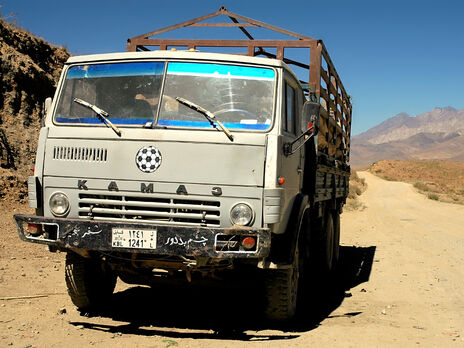 Из-за санкций в РФ срывается оборонзаказ, КамАЗ вернулся к выпуску моделей 60-х годов – ГУР Минобороны