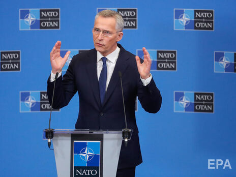 Столтенберг не ответил прямо на вопрос, не пора ли НАТО предоставить Украине наступательное вооружение