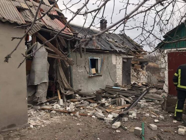 В результате обстрелов со стороны оккупантов в Луганской области два человека погибли, двое получили ранения