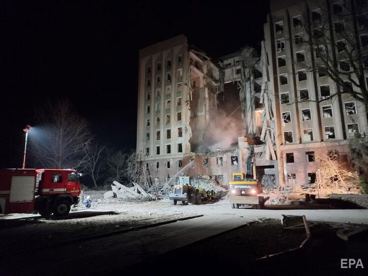 Количество жертв удара по зданию Николаевской ОГА возросло до 24 человек – ГСЧС