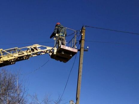 За сутки энергетики вернули свет для 30 тыс. семей в Киевской и Донецкой областях – ДТЭК