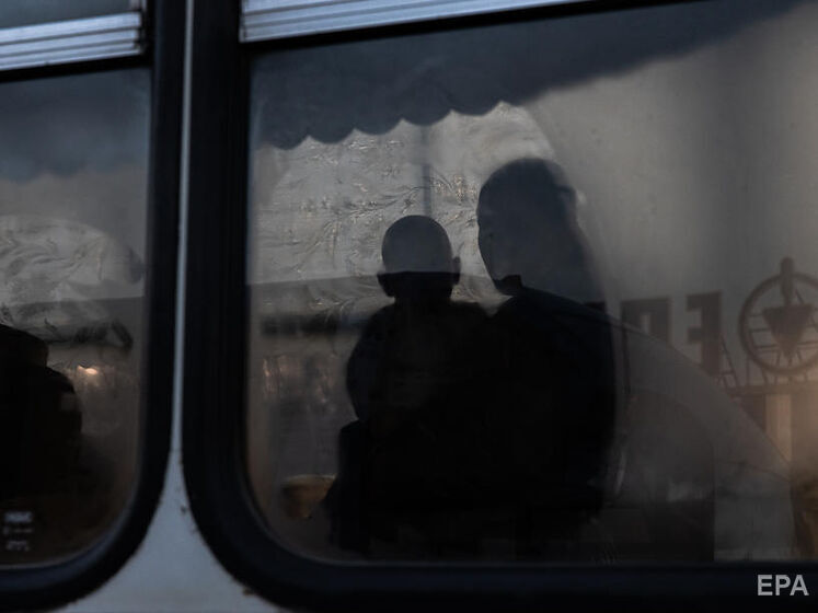Другу добу автобуси з Бердянська не можуть доїхати до Запоріжжя: окупанти не хочуть випускати чоловіків – радник мера Маріуполя