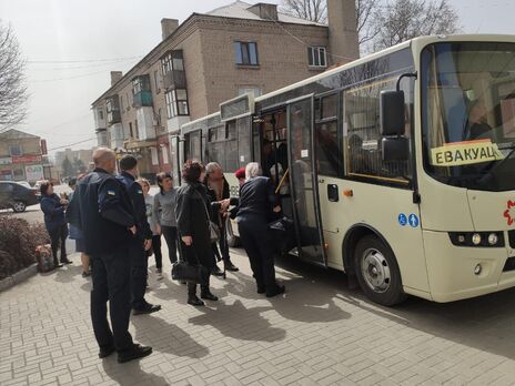 Голова Донецької ОДА закликав усіх жителів області евакуюватися