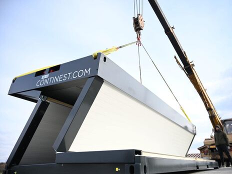 Экс-губернатор штата Нью-Йорк передал Украине дома для временного проживания