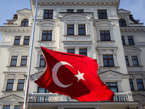 Посольство Туреччини повернулося до своєї будівлі у Києві