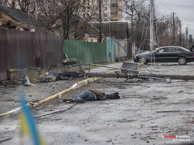 СМИ опубликовали видео, как россияне из БТР расстреляли велосипедиста в Буче