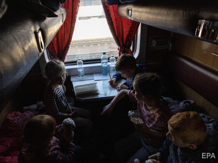 РФ планує спростити законодавство для усиновлення вивезених з України дітей – уповноважена президента України з прав дитини