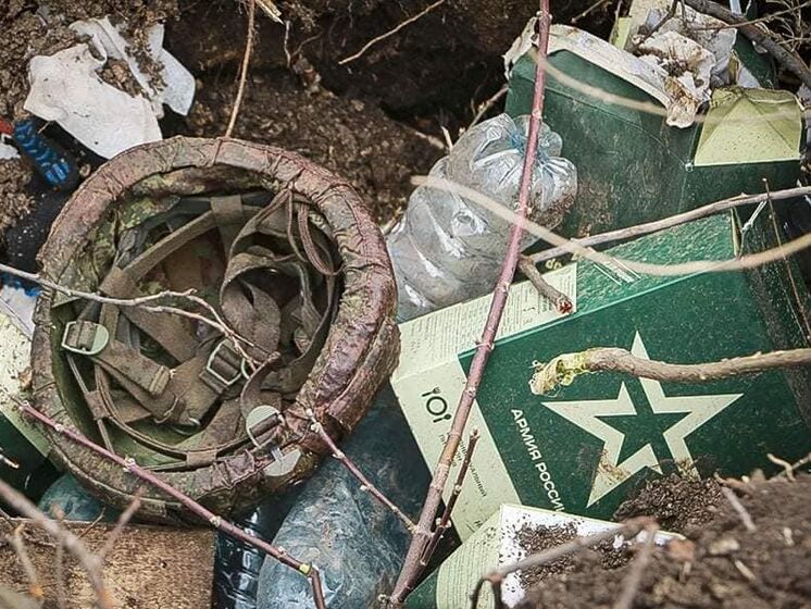 У Харківській області російські окупанти залишили братську могилу зі своїми вбитими товаришами по службі – ЗСУ