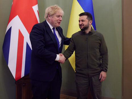Джонсон по итогам разговора с Зеленским заявил о новом пакете финансовой и военной помощи Украине