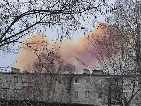 Пары от взрыва цистерны с азотной кислотой распространились в районе позиций россиян – Гайдай