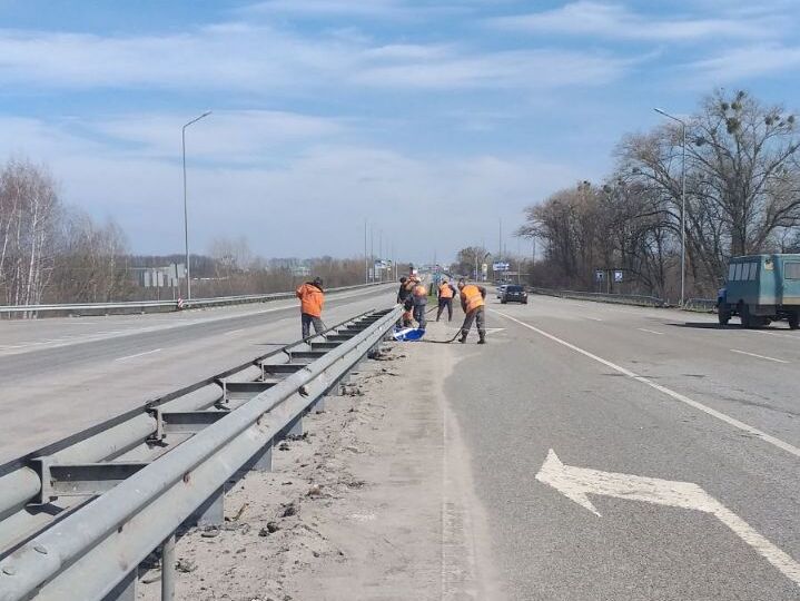 Дорожники расчистили 67 км трассы Киев – Чоп – Мининфраструктуры