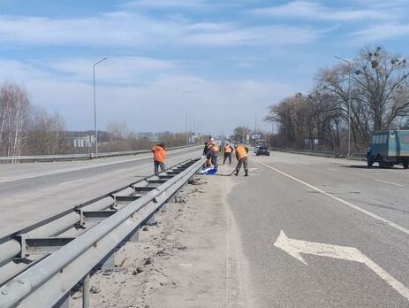 Шляховики розчистили 67 км траси Київ – Чоп – Мінінфраструктури