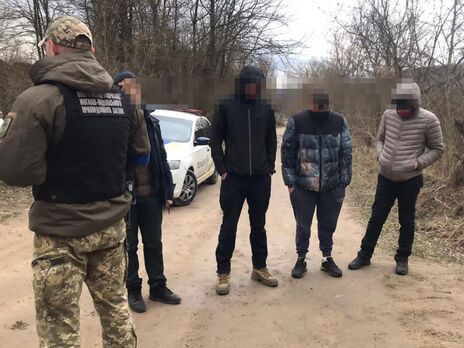 На границе Украины задержаны почти 2,2 тыс. военнообязанных, пытавшихся покинуть страну - Госпогранслужба