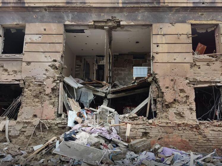 "Їх удесятеро більше". Полк "Азов" показав, як і надалі знищує російських окупантів у Маріуполі